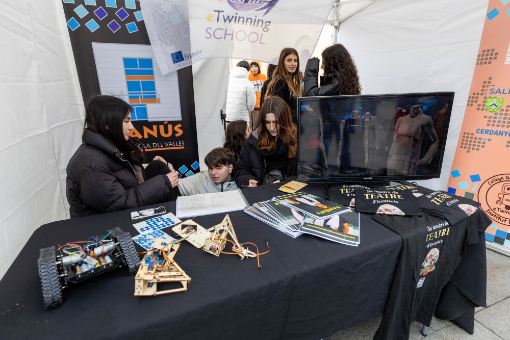 Estand de l'Institut Banús a l'edició 2023 de la Fira Cerdanyola Orienta