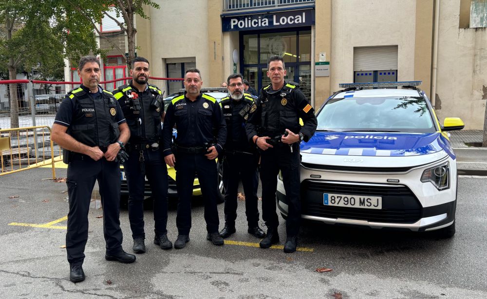 Els agents cerdanyolencs han anat amb dos agents de la policia local de Badia